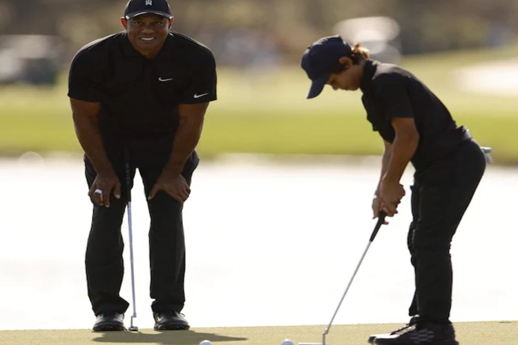 Tiger Woods มี "หนทางอีกยาวไกล" ในขณะที่เขาเตรียมที่จะเล่นเคียงข้างลูกชายในการแข่งขัน PNC Championship